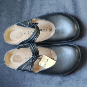 Birkenstock Tatami black leather slip-on shoes Sz 41